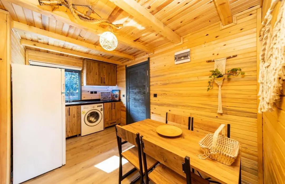 Cozy Bungalow Surrounded By Nature In Konyaalti-1