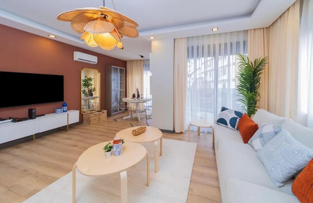 Sleek And Central Apartment In Muratpasa-1
