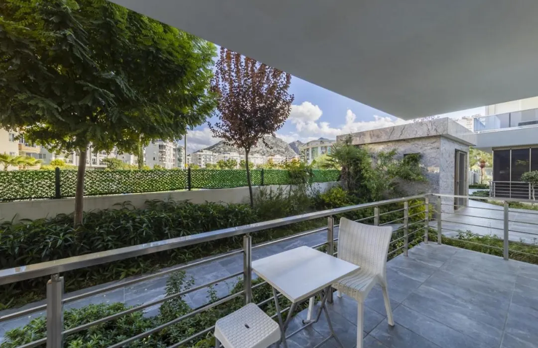 Pleasant Residence Flat With Balcony In Konyaalti-1