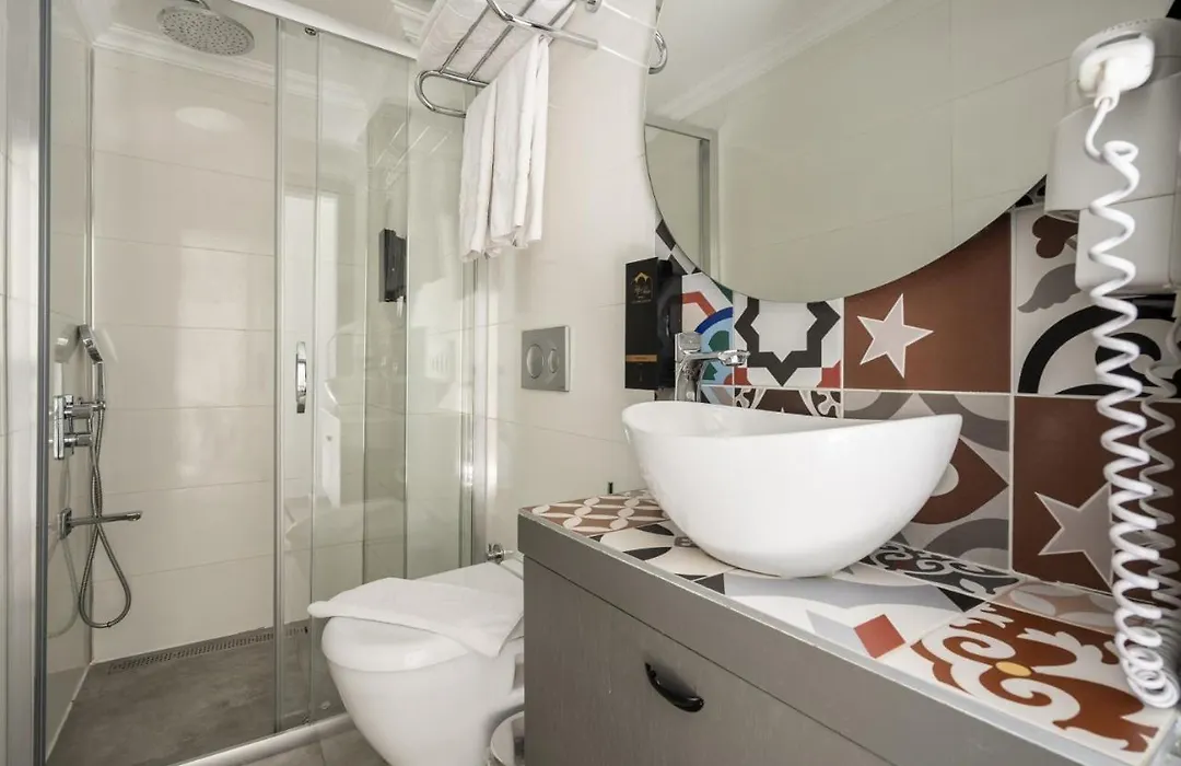 Delightful Flat Near Hadrians Gate-1