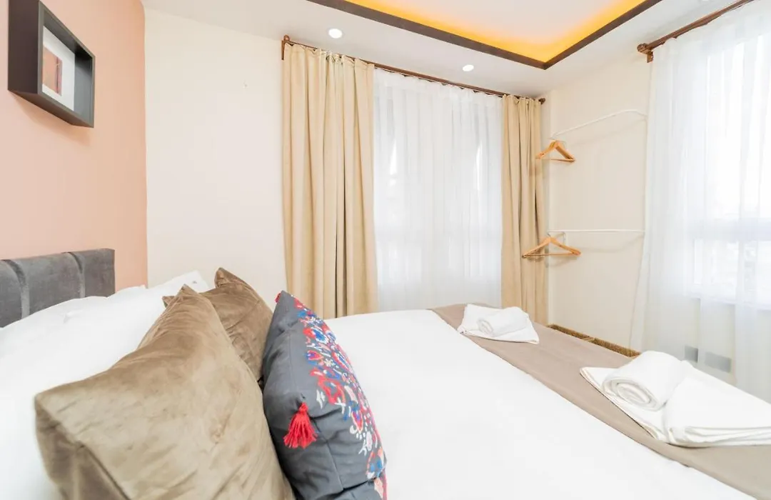 Modern Well Appointed Flat In Antalya Muratpasa-1