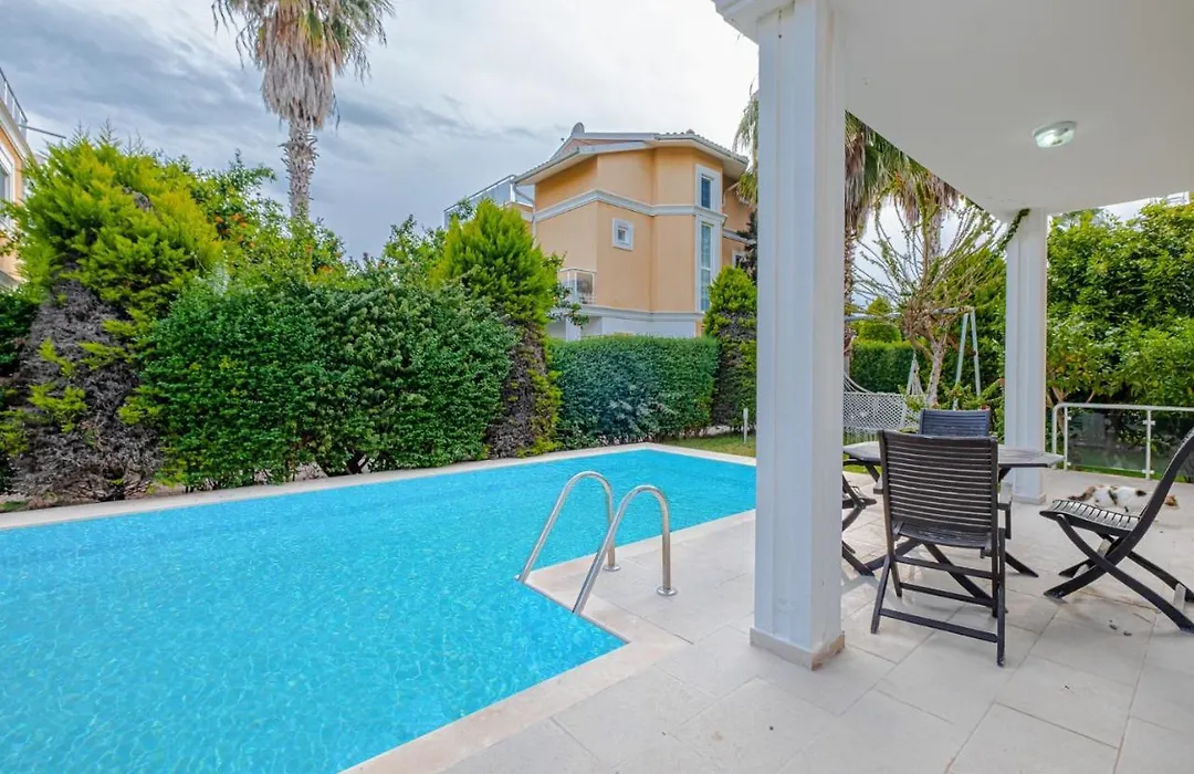 Luxury Private Villa With Pool And Garden In Serik-1