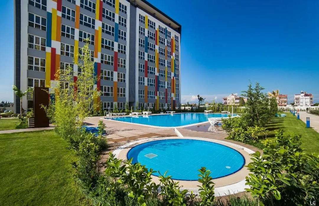 Antalya Legoland Complex Pool, Security-1
