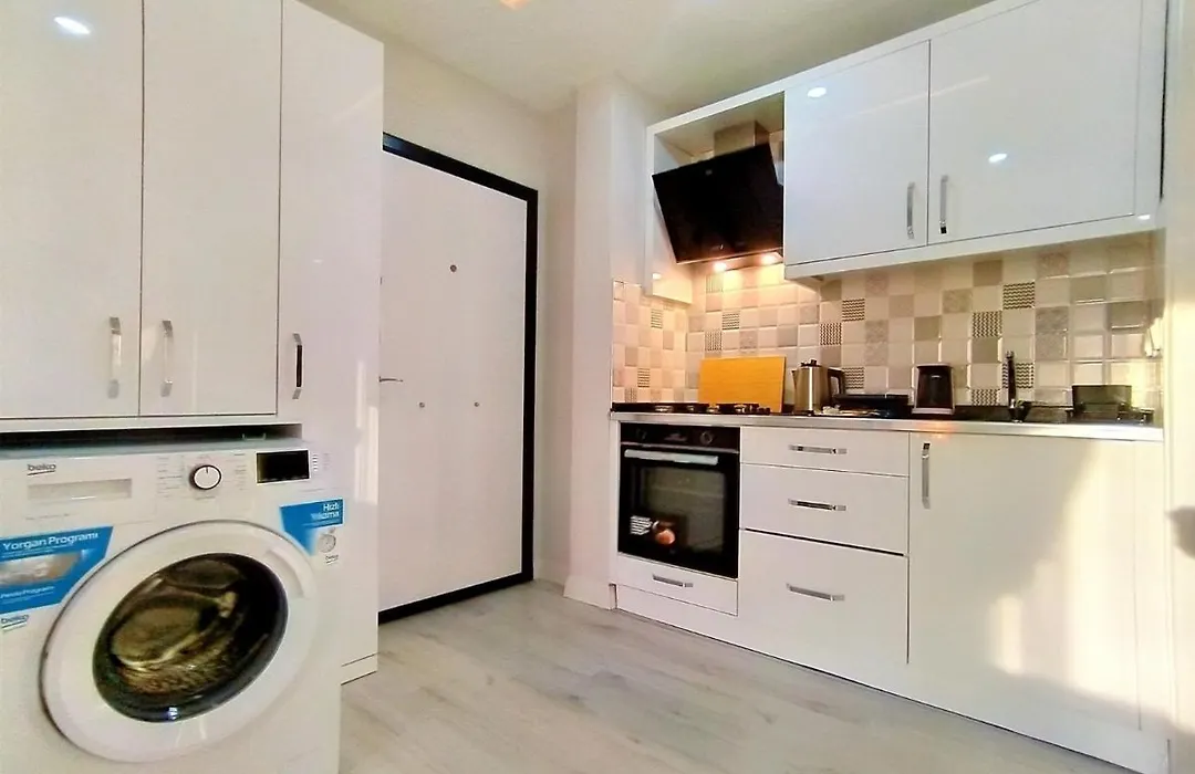 Central And Fully Furnished Flat In Muratpasa-1