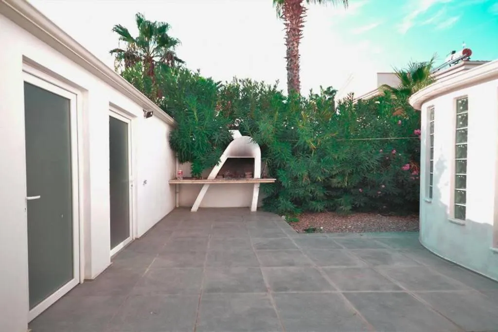 Sleeps 6, Modern And Private Pool Villa - Awz 289-1