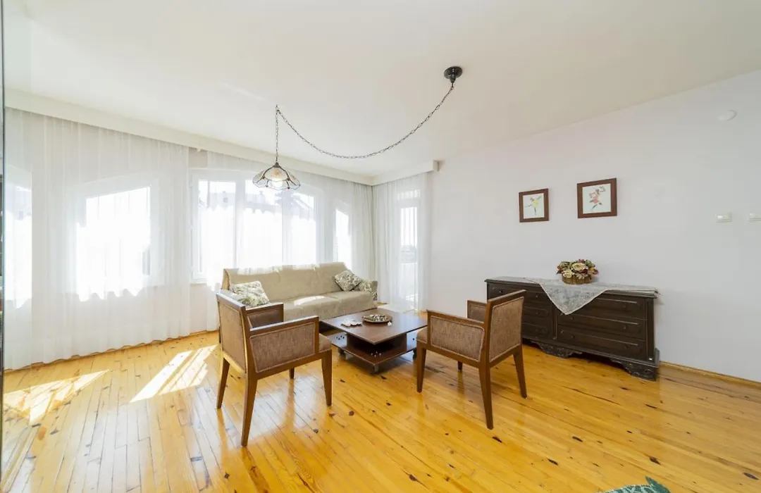 Spacious And Gorgeus Flat In Antalya-1