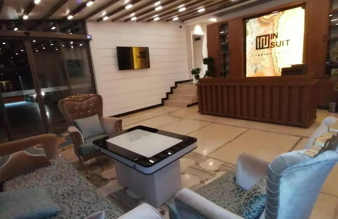In Suit Luxury-1