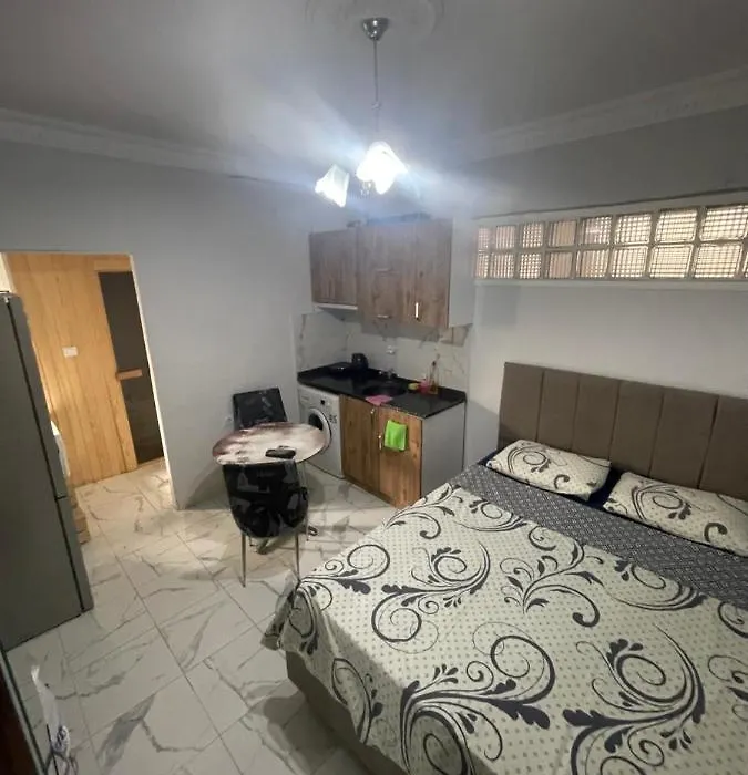 Studio apartment-1
