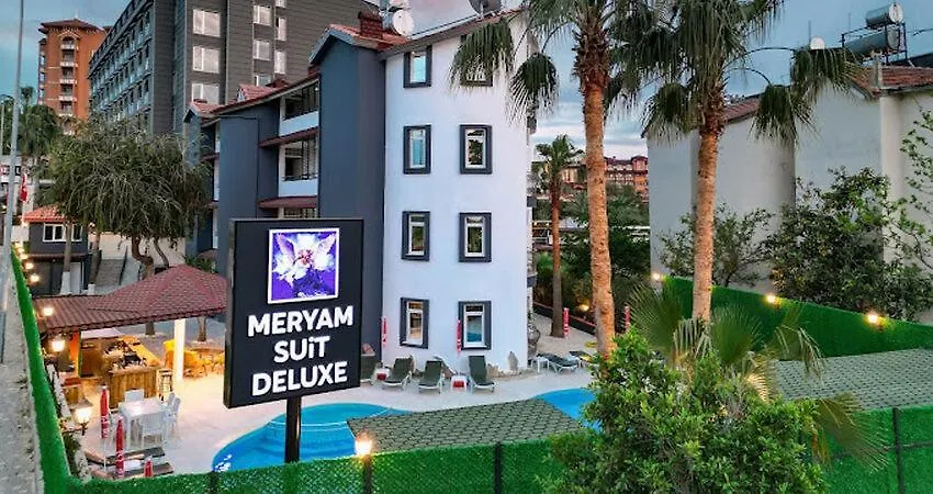 Side Meryam Suit Deluxe Hotel-1