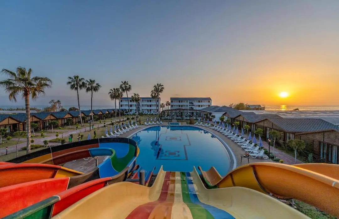 Lord Marina Hotel & Bungalows-1