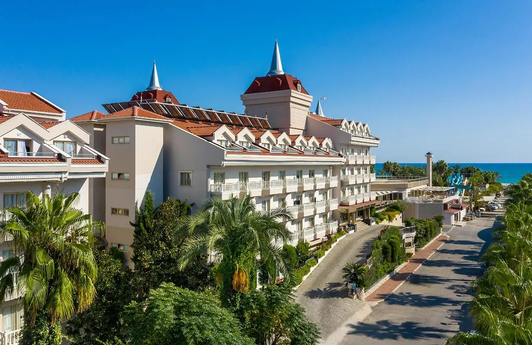 Aydinbey Famous Resort-1