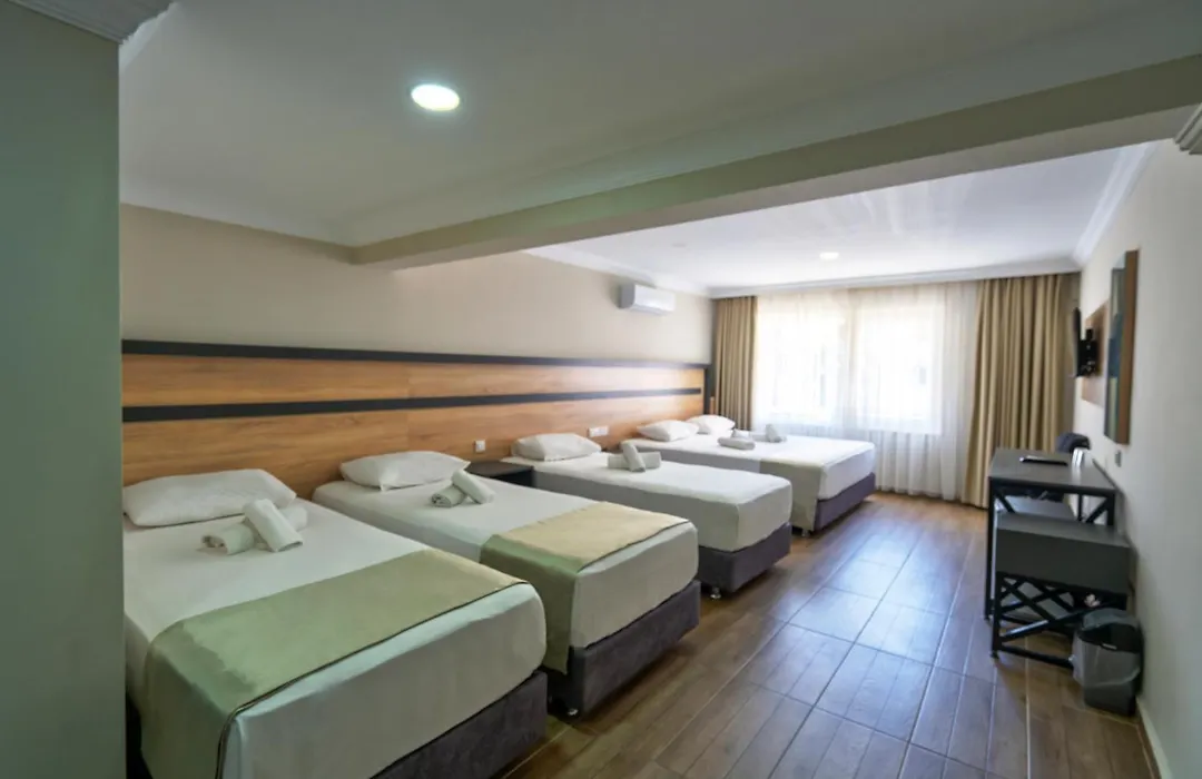Marka Hotel-1