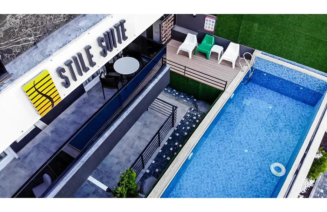 Stile Suite Family Hotel-1