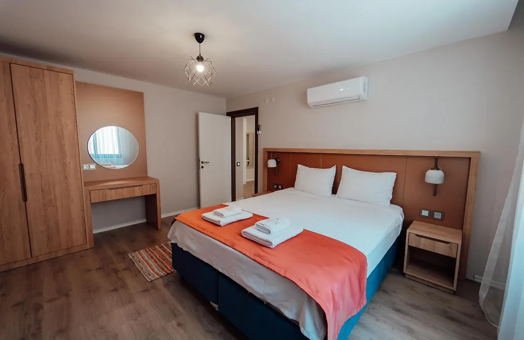 Fortunella Suites-1