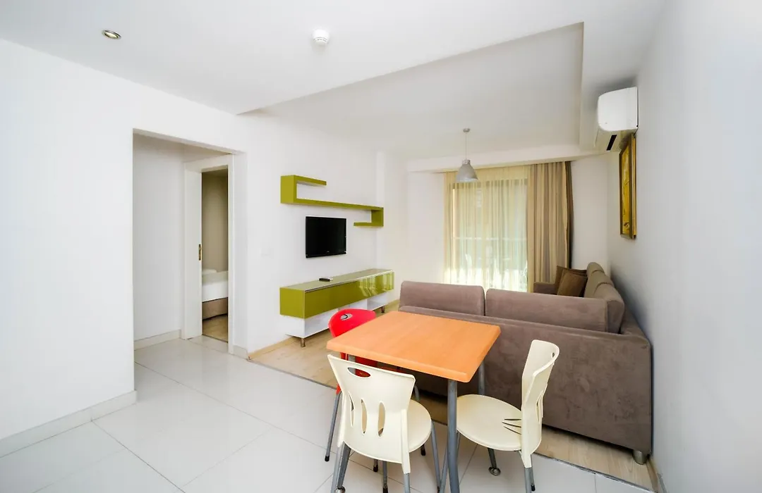 Delfino Apart Hotel-1