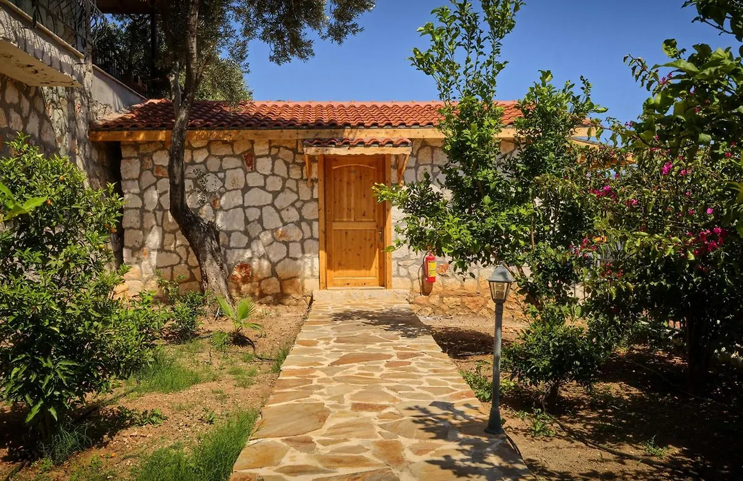 Kas Koey Hotel-1