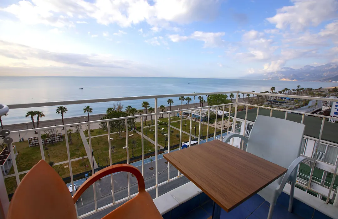 Kristal Beach Hotel-1