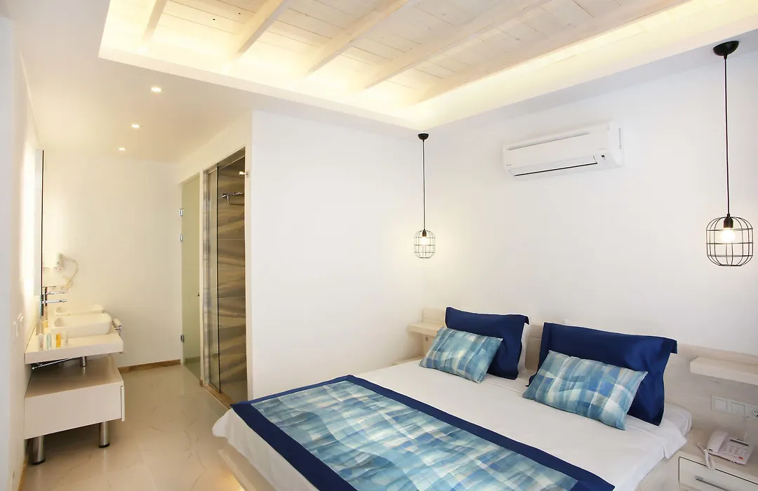 Nur Beach Hotel-1