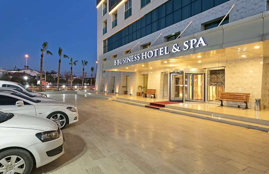 B Business Hotel & Spa-1