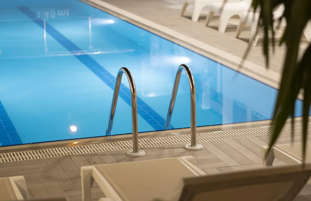 Opera Suites Apart Hotel-1