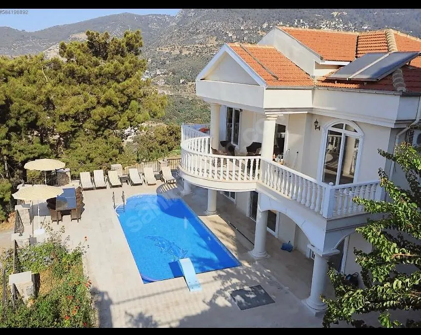 Villa Royal-1