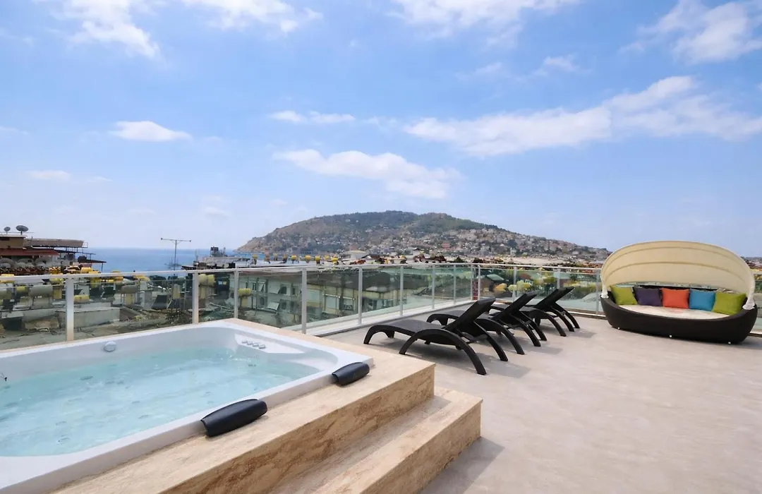 Comfortable Luxury Holiday Home-1