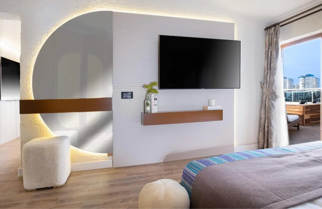 Qinn Hotel-1