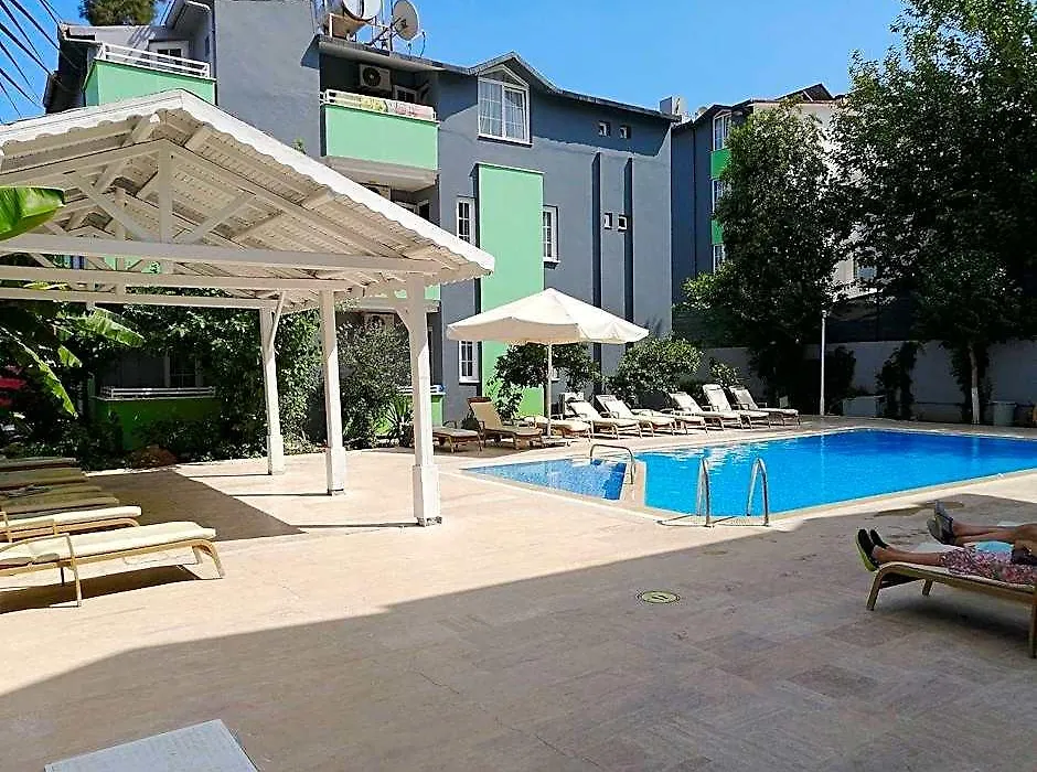 Anita Kemer Noch Hotel-1