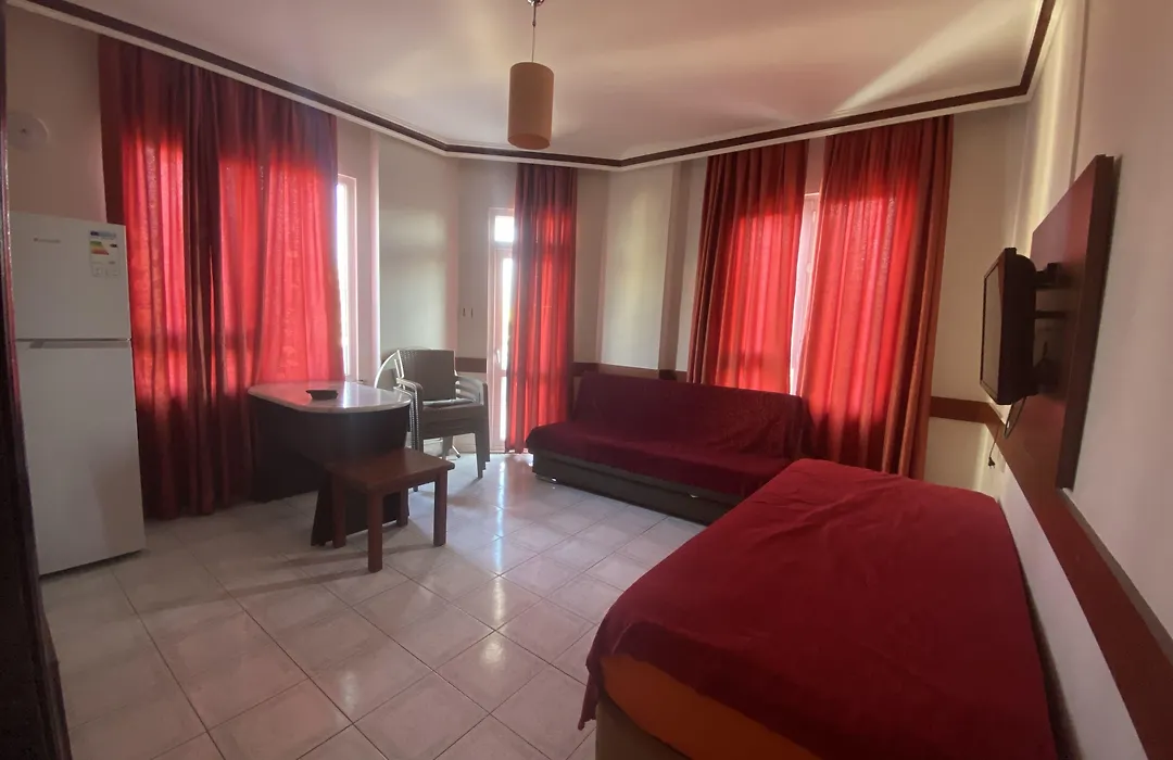 Lavinia Apart & Hotel-1