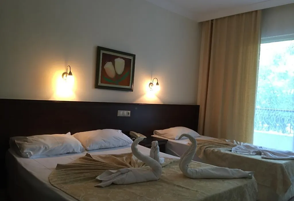 Starberry Hotel-1