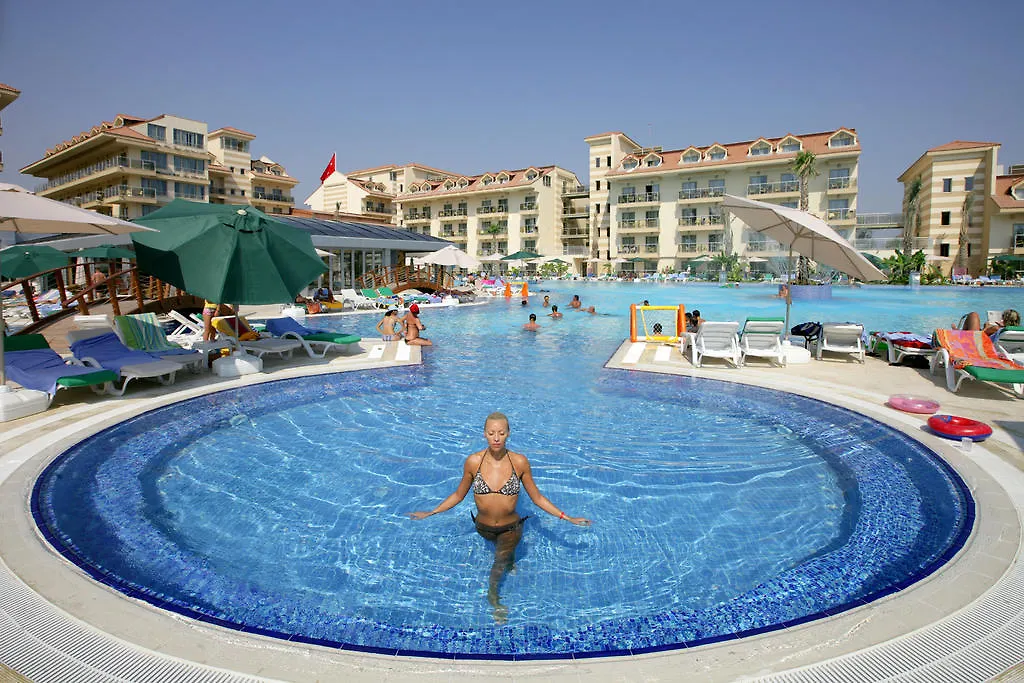 Grand Pearl Beach Resort & Spa-1