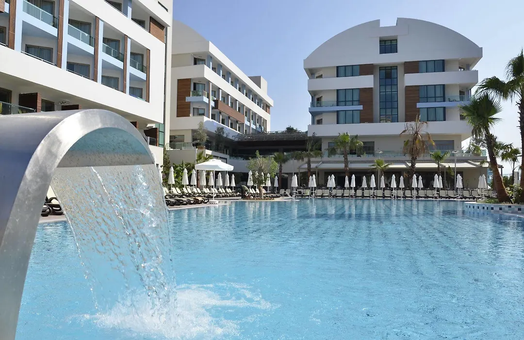 Port Side Resort Hotel-1