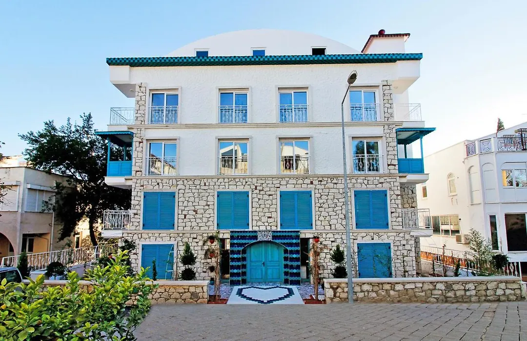 Yazar Lara Hotel-1