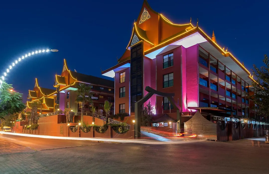 Siam Elegance Hotel & Spa-1