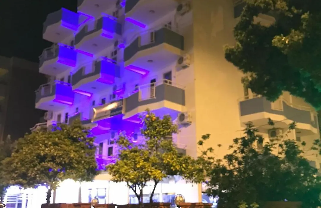 Moonlight Hotel-1
