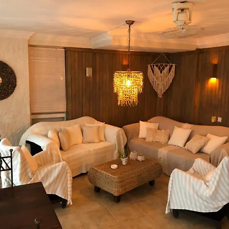 Conny'S Hotel (Adults Only)-2