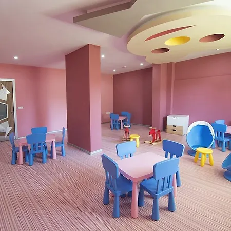 Crystal Towers Apart Hotel-3