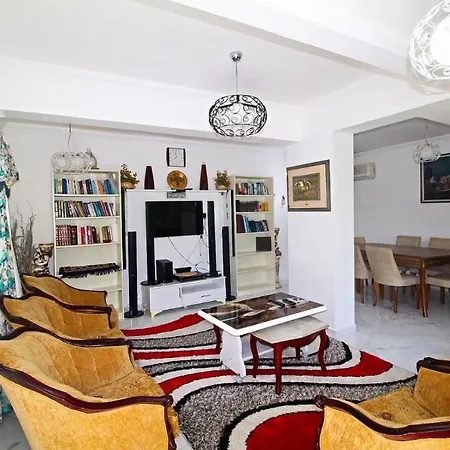 Gorgeous Villa With Private Pool In Antalya-3