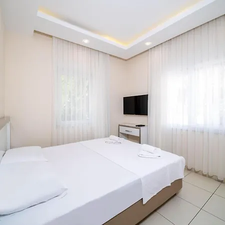 Comfortable Apartment With Shared Pool Near Beach In Muratpasa, Antalya-3