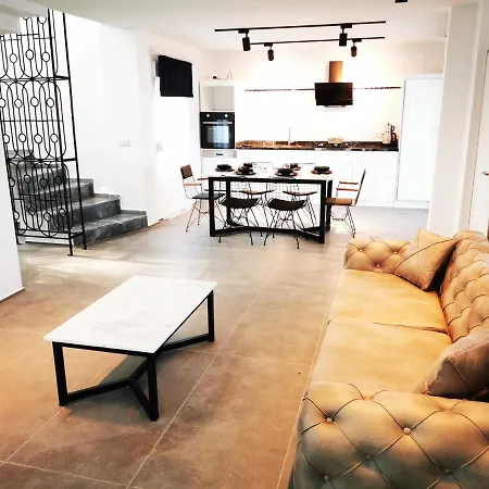 Spectacular Villa With Private Pool In Antalya-3