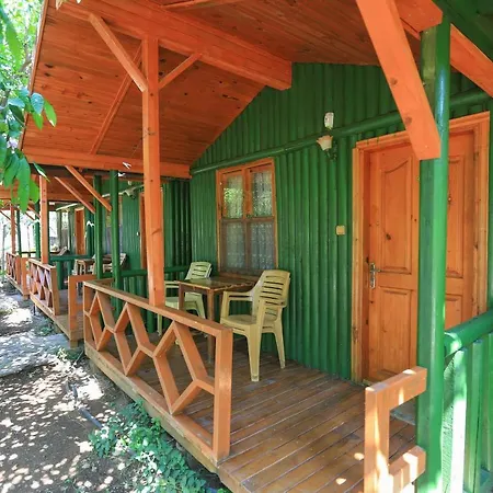 Rose Bungalow-3