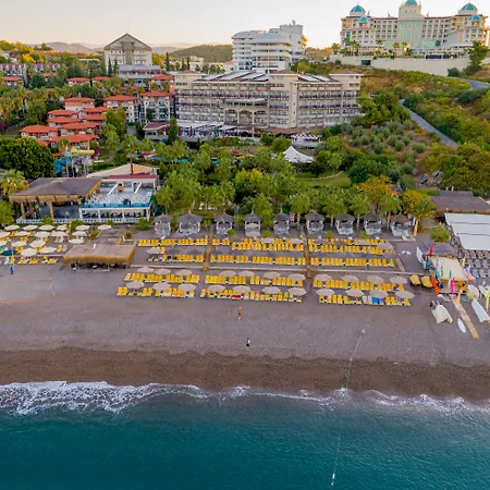 Justiniano Deluxe Resort-2