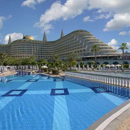 Delphin Imperial Lara-3