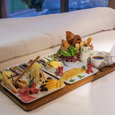 Holiday Inn Antalya - Lara By Ihg-3