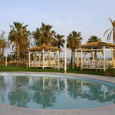 Presa Di Finica Hotel & Suites-2