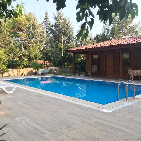 Lovely Summer House With Shared Pool In Kepez-2