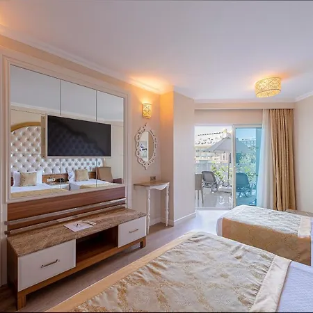 Oz Hotels Side Premium-3