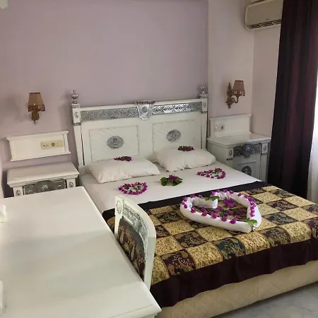 Larina Hotel-2
