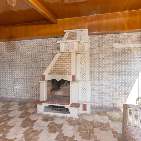 Large Duplex Apartment With Sea View-3