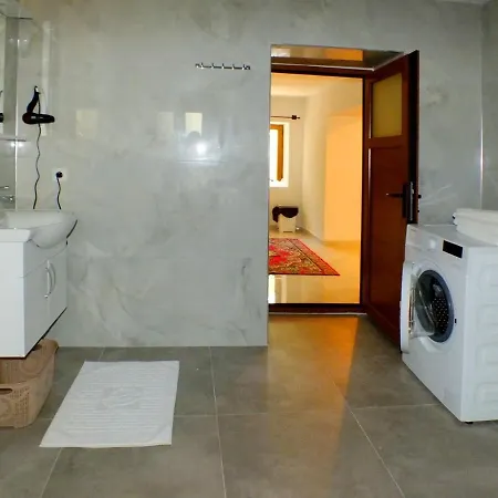 GÜLŞEN APART -Doğa Manzaralı Daire-2